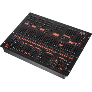 Behringer 2600