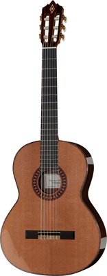 Amalio Burguet Vanessa Cedar w/Case